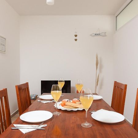 Sunset Beach Suites Kožino エクステリア 写真